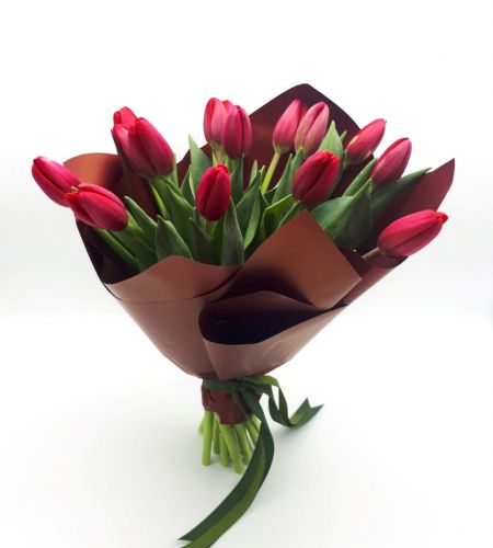 Bukiet "Czerwone tulipany w papierze" mini