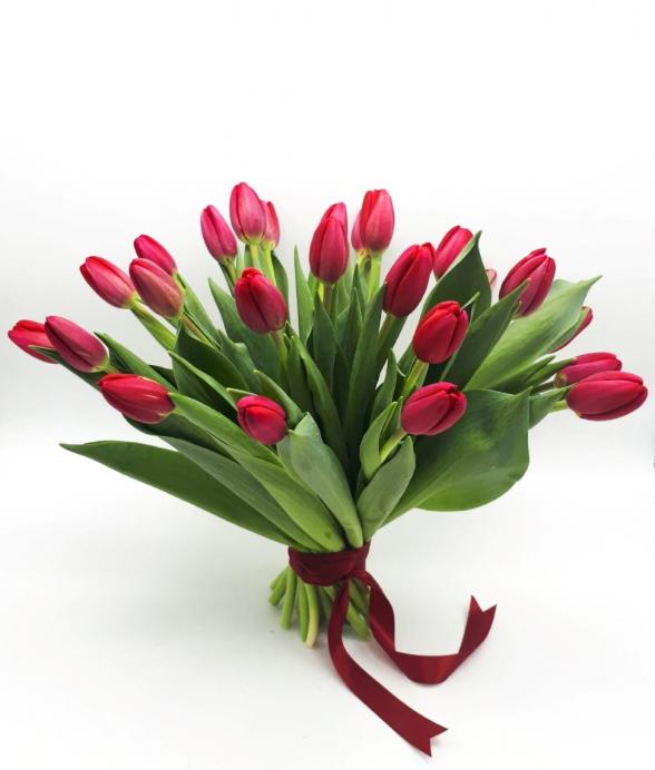 Bukiet "Czerwone tulipany" midi